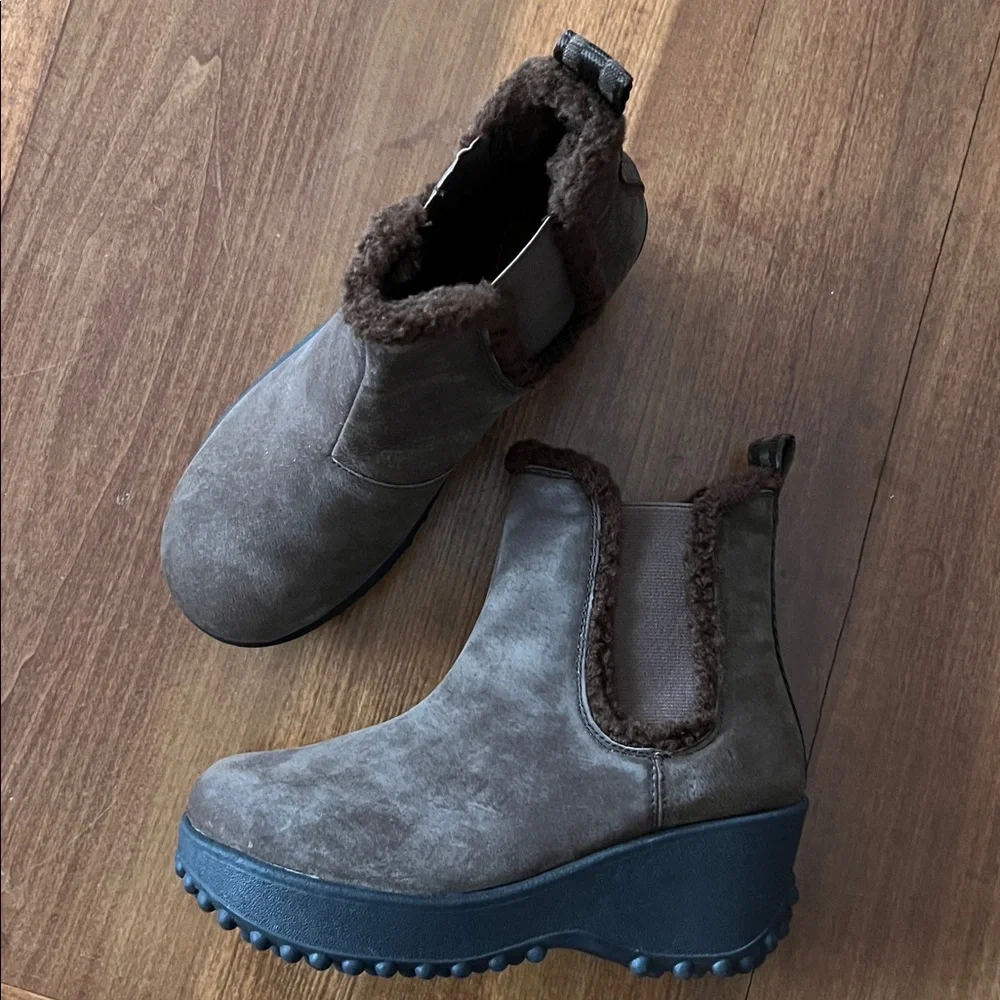 NEW Women’s ROCKET DOG Frosted Brown Platform Boots - Picture 2 of 7